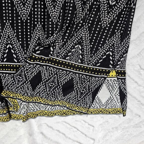 Ruby Rd. Size M Lightweight Knit Tunic Sweater Ikat Print Black and White Ladies - Picture 6 of 9